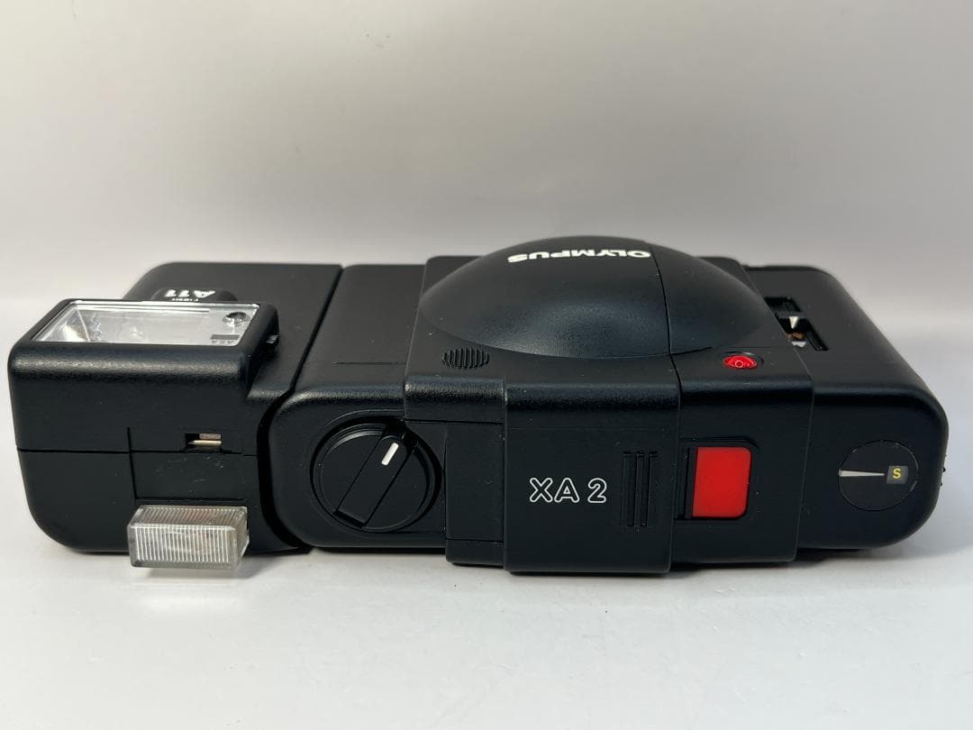 OLYMPUS XA2 A11セット 動作品 コンパクトフィルムカメラ B404