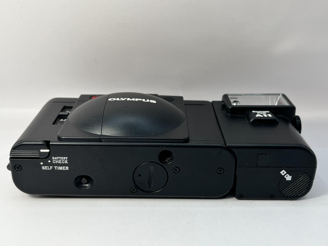OLYMPUS XA2 A11セット 動作品 コンパクトフィルムカメラ B404