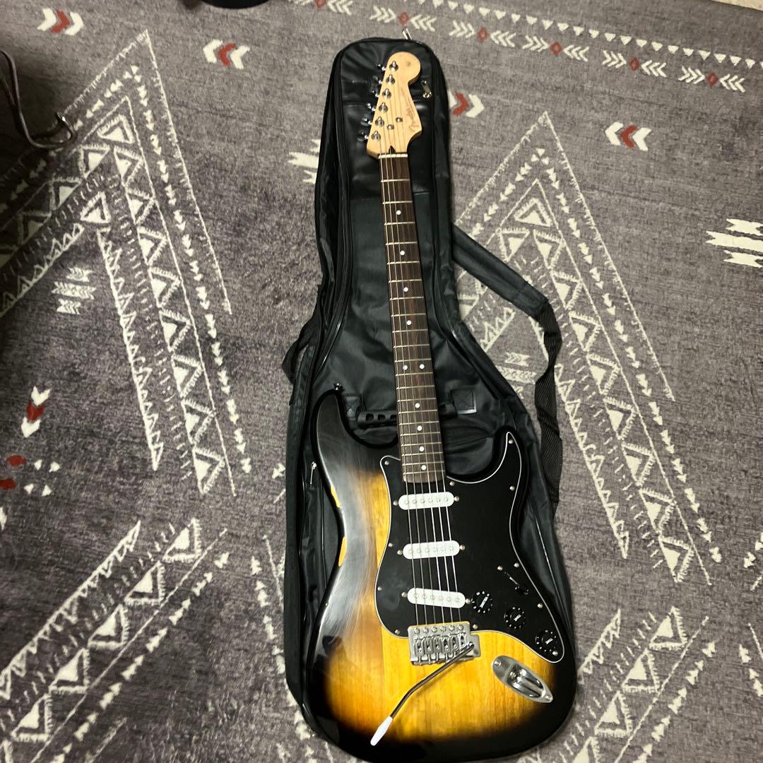 スクワイアストラトキャスター　サンバースト