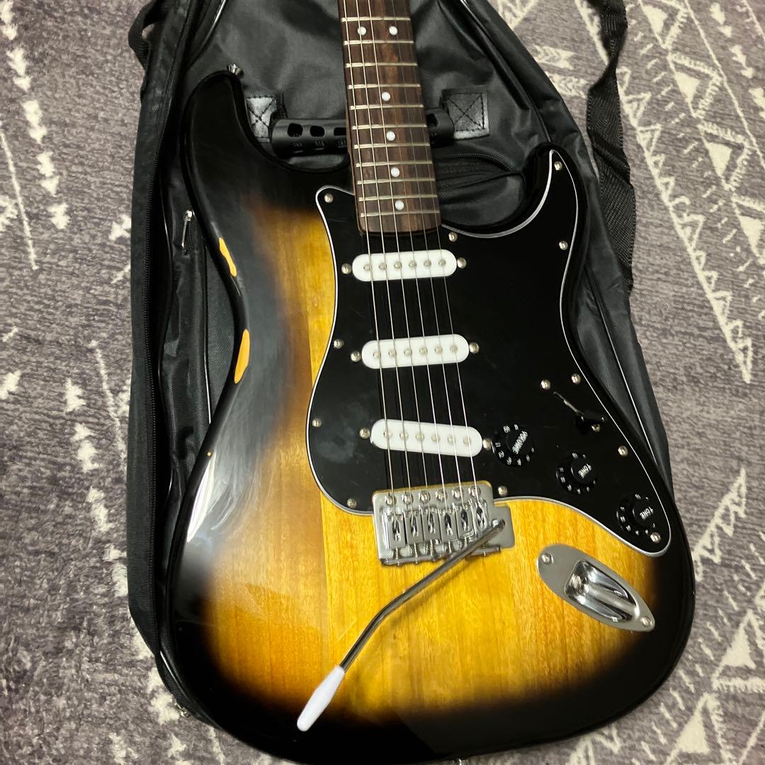 スクワイアストラトキャスター　サンバースト