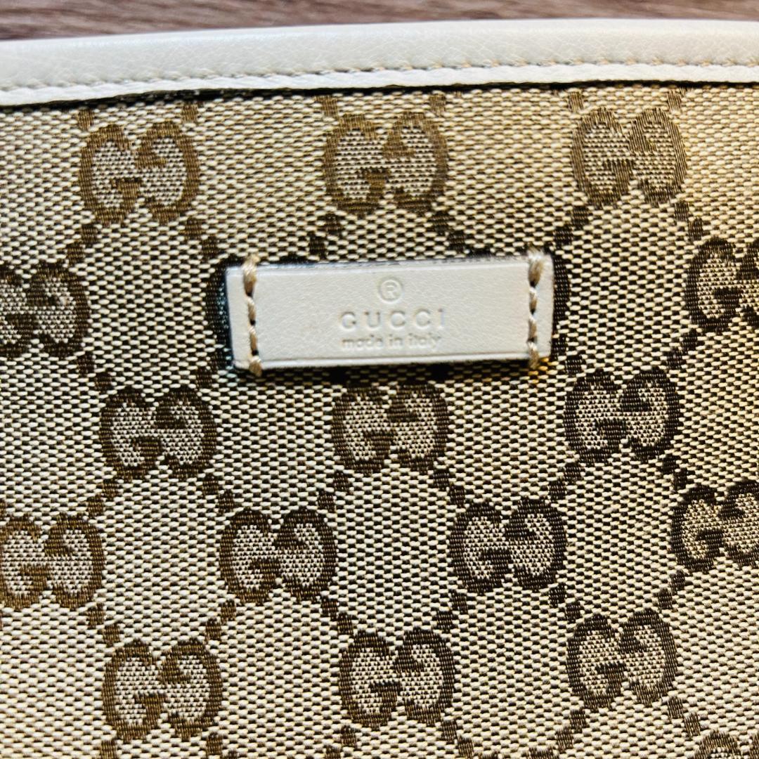 GUCCI　グッチ GGキャンバス　ショルダーバッグ