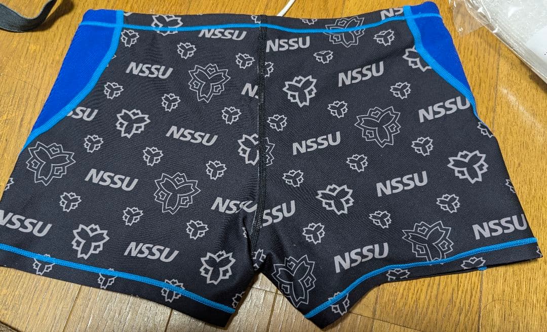 日体大 日本体育大学 ミズノ 2XO NSSU 競泳水着 黒/青