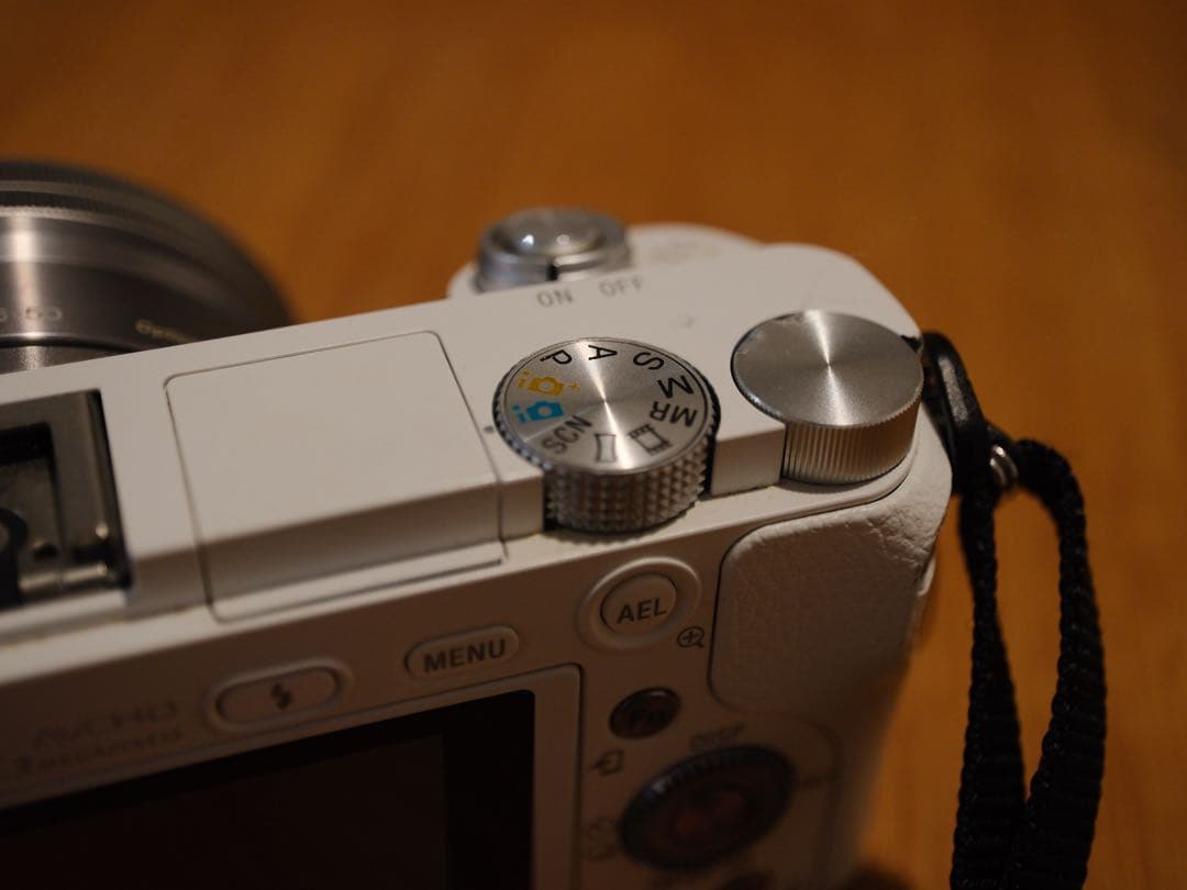 SONY ミラーレス一眼 a6000 ⭐️