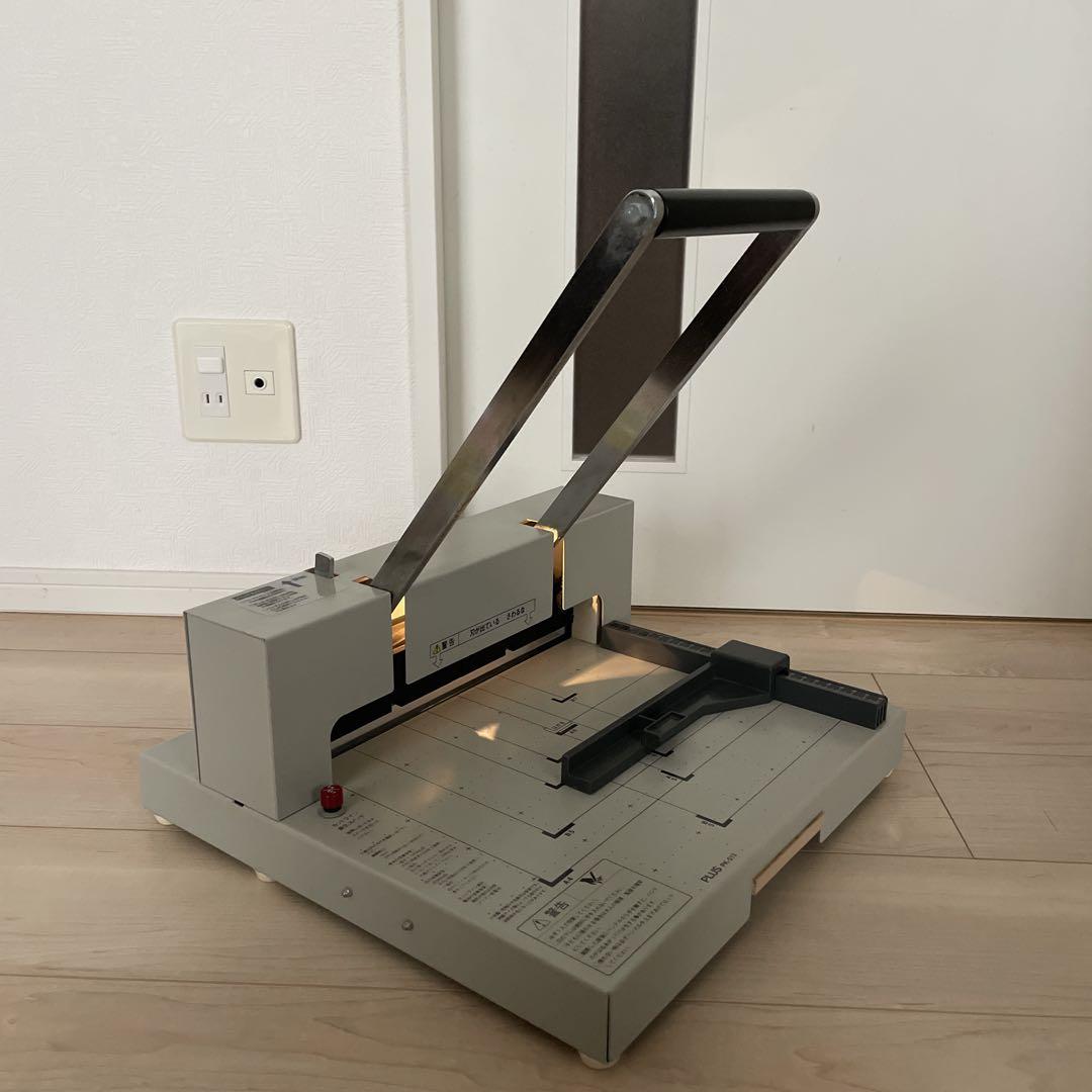 PLUS プラス 手動裁断機 PK-513