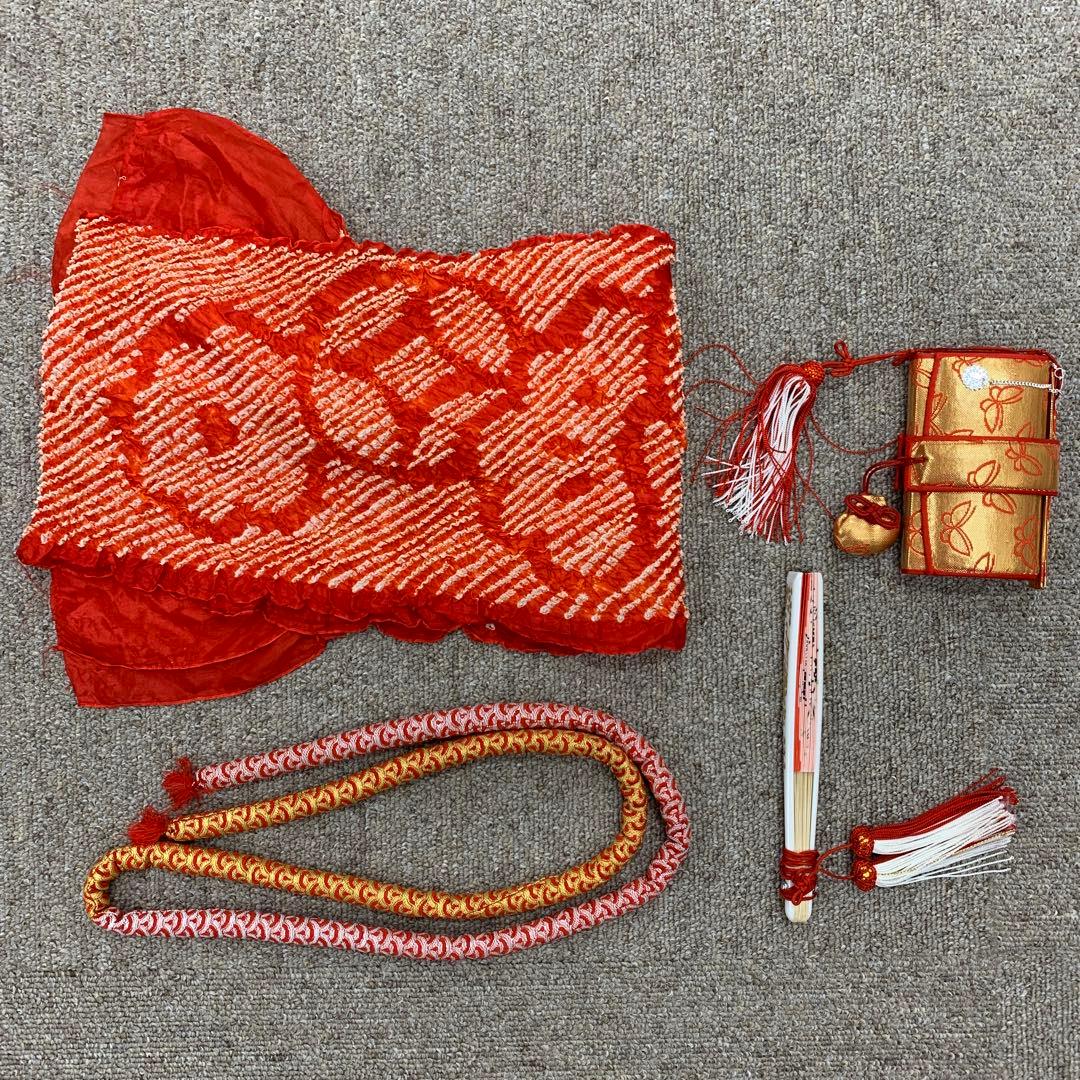 ■411ag104,着物とお小物類■七五三 七歳 女児 着物 芝草 白 ■美品u