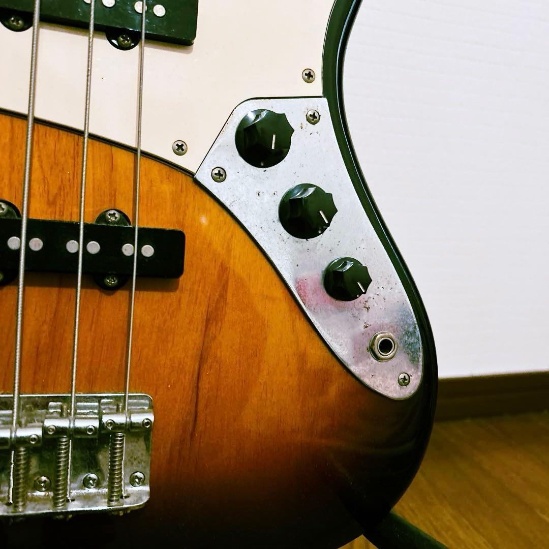 Squier by Fender JAZZ BASSサンバースト