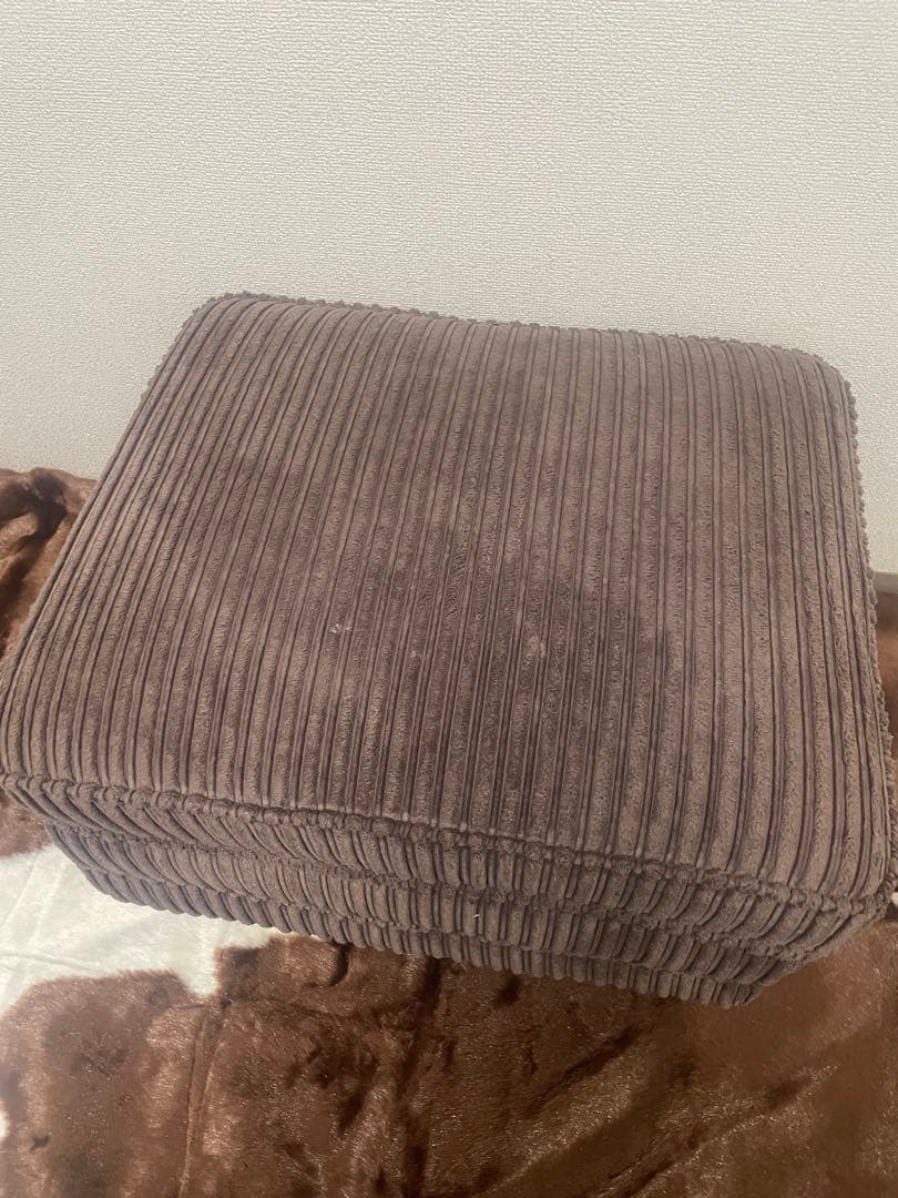 岡*店様 ACME Furniture オットマン　美品