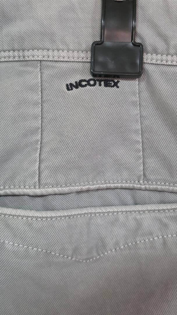 インコテックス　チノパンツ　100型　ライトグレー　秋冬　32サイズ　国内正規品