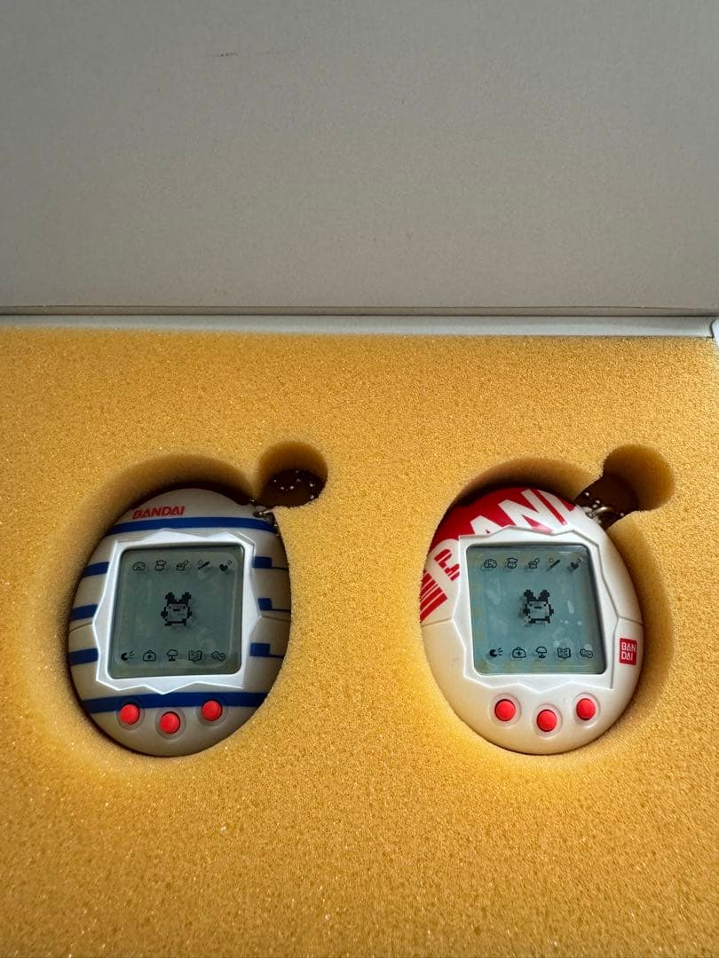 たまごっち　バンダイ新社屋竣工記念品