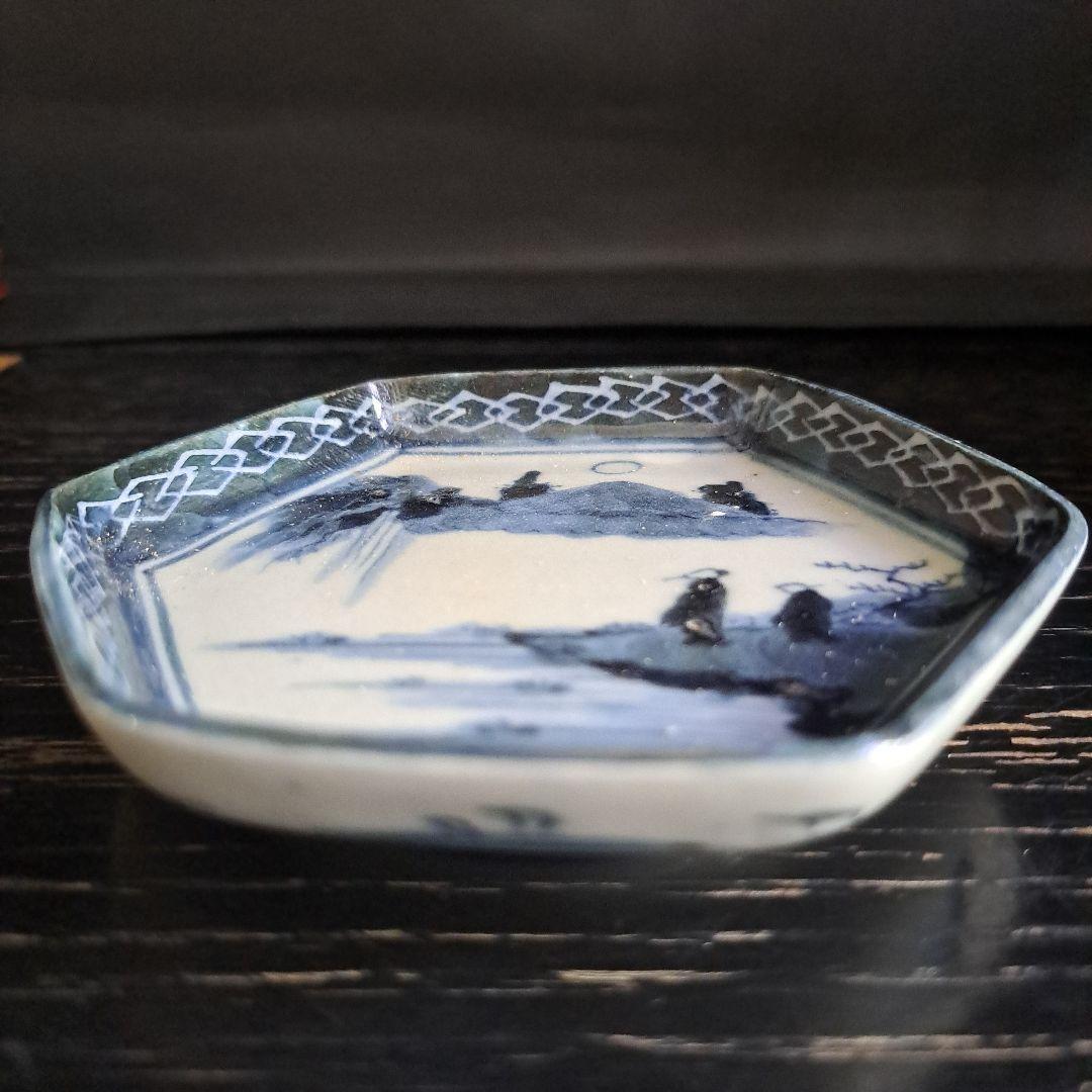 江戸初期　呉須　六角型　　豆皿　超極上　山水人物 月夜のウサギ図　１客　完品に近