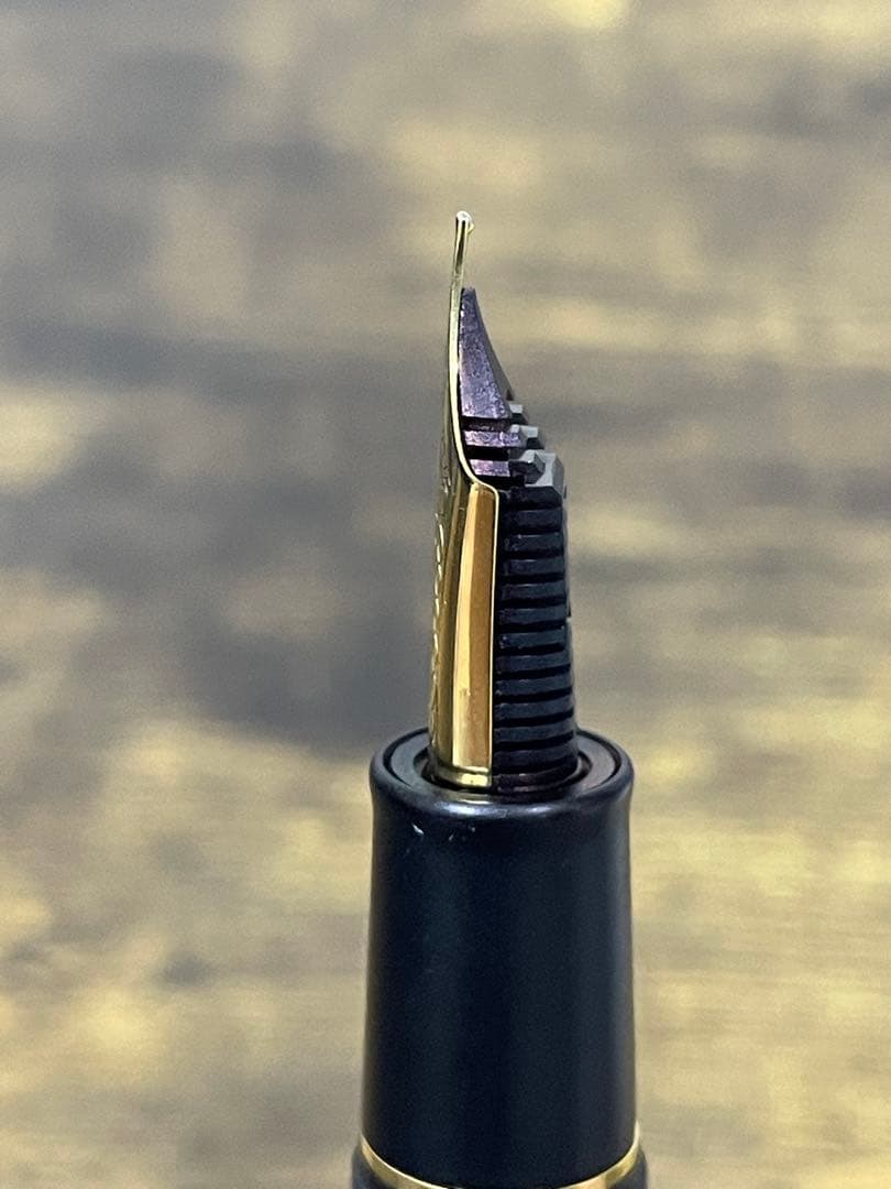 イニシャル入り　未使用に近い　梨地　21k プロフィット21 セーラー　万年筆