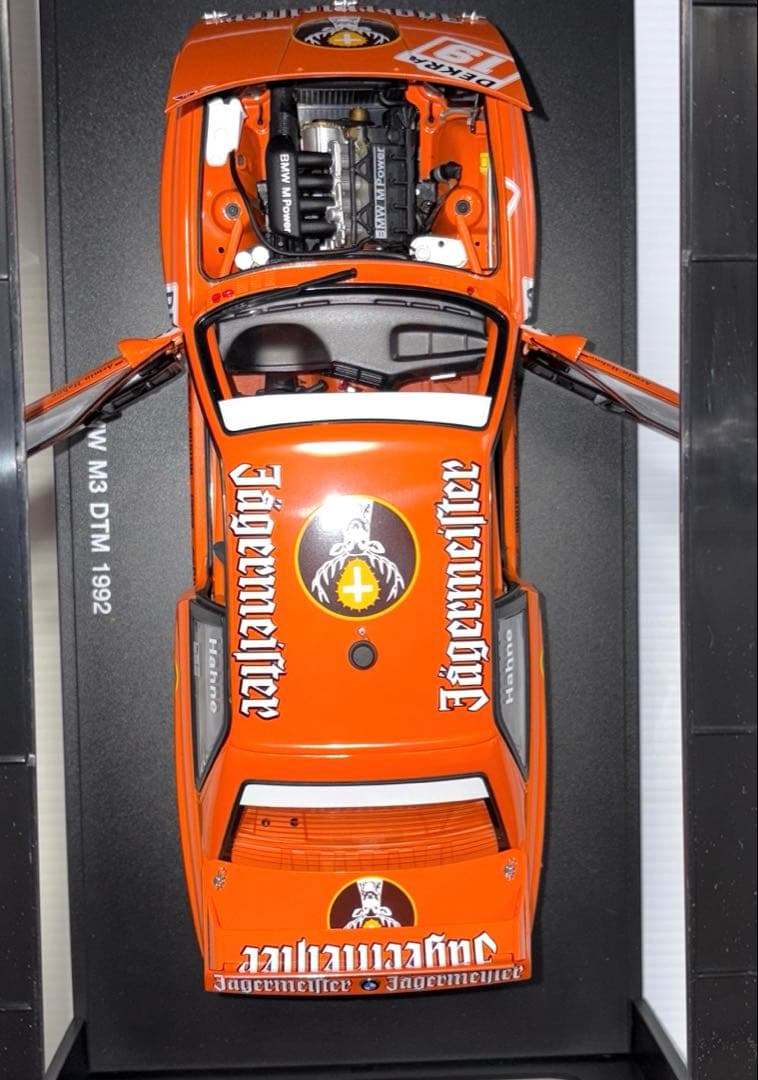 オートアート BMW M3 DTM 1/18