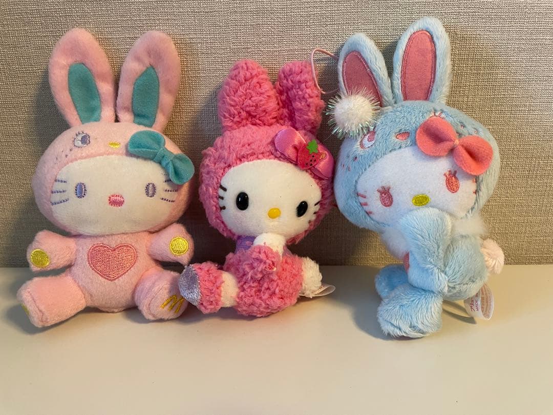 ハローキティ　浴衣　キーホルダー　マスコット　うさぎ　ぬいぐるみ　いちご　レトロ