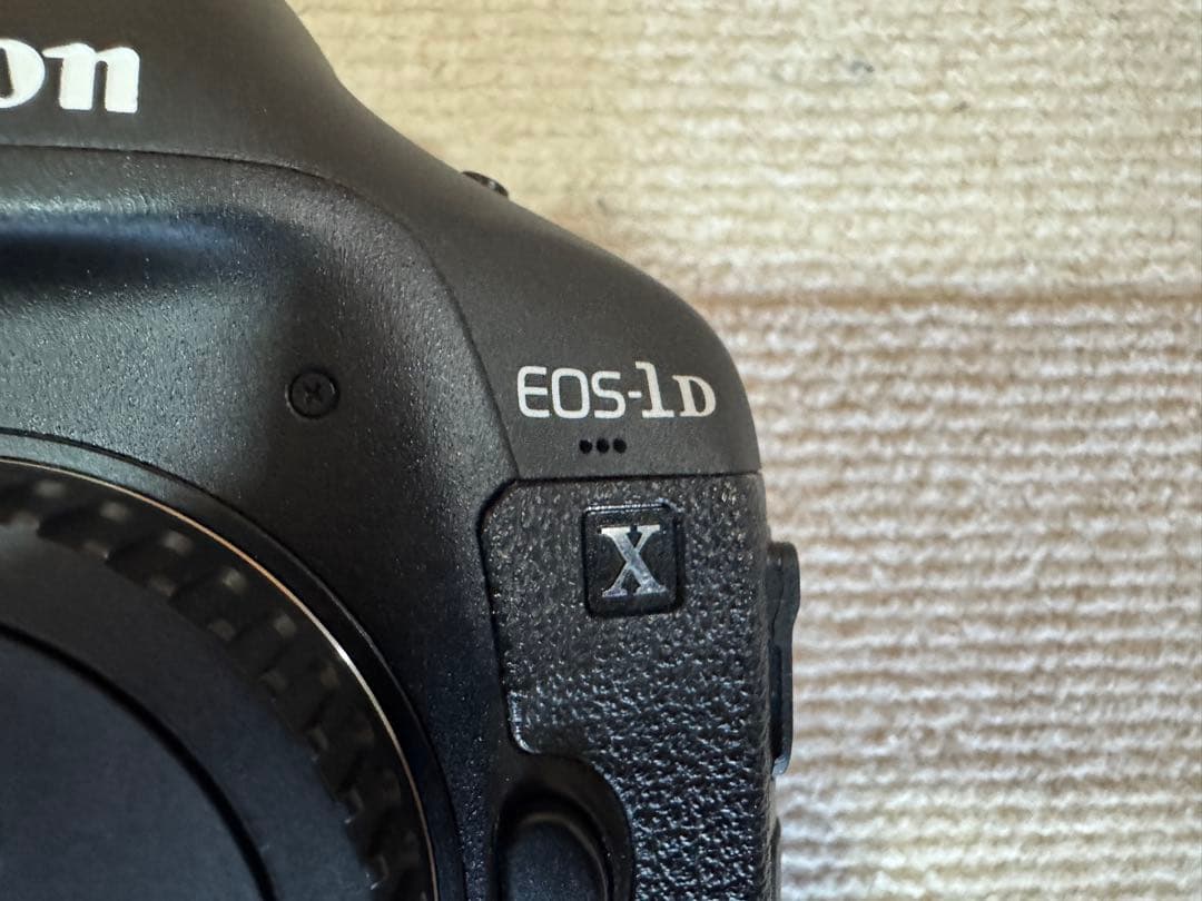 【最終値下】Canon EOS-1DX ボディ日本製/シャッター73,000以下