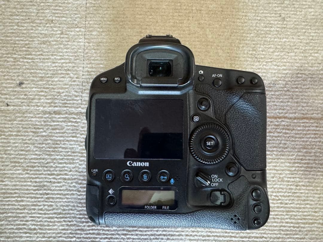 【最終値下】Canon EOS-1DX ボディ日本製/シャッター73,000以下