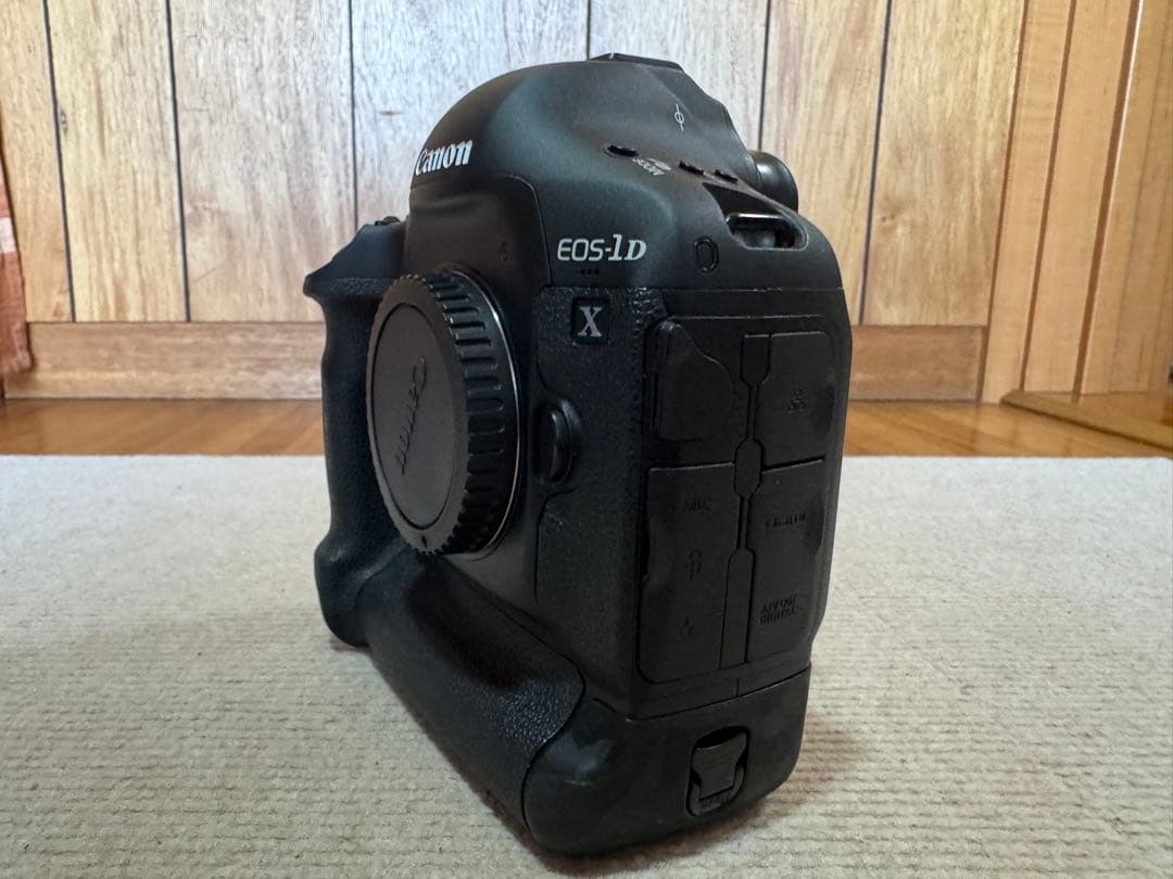 【最終値下】Canon EOS-1DX ボディ日本製/シャッター73,000以下