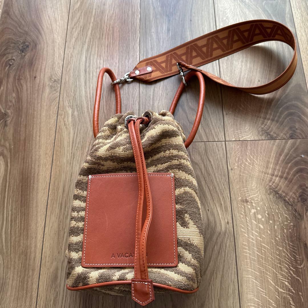 A VACATION(ア ヴァケーション) POOL MINI 2way巾着