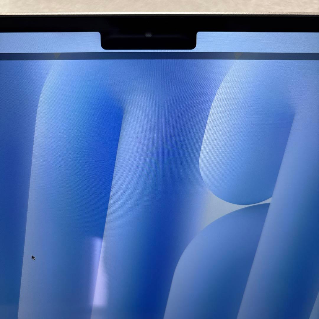 MacBook Air M2 ケース付き