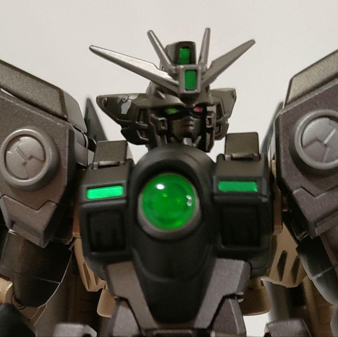 ガンプラ 塗装済完成品 HGAC 1/144 ウイングガンダムゼロ