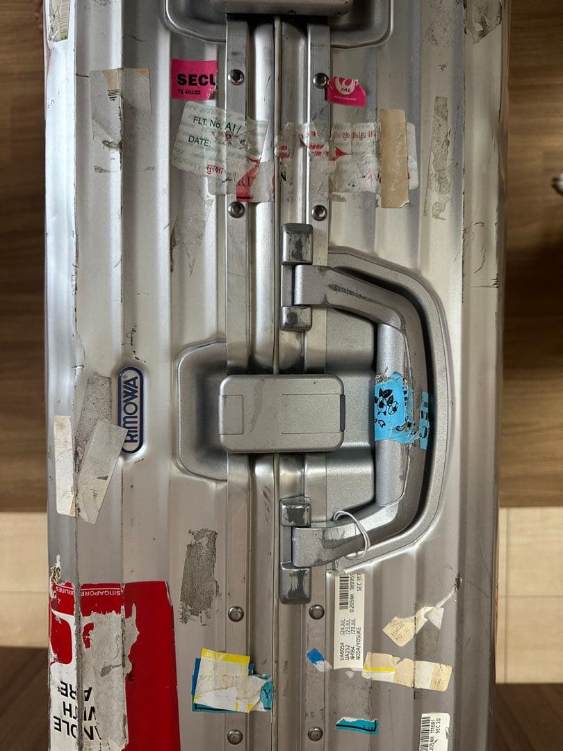 リモワRIMOWA トパーズ82リットル