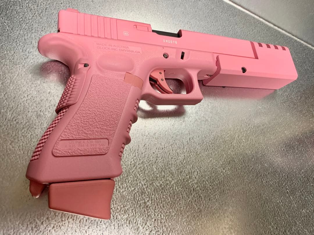 東京マルイ グロック17 ガスブローバック ピンク コンペンセイター カスタム