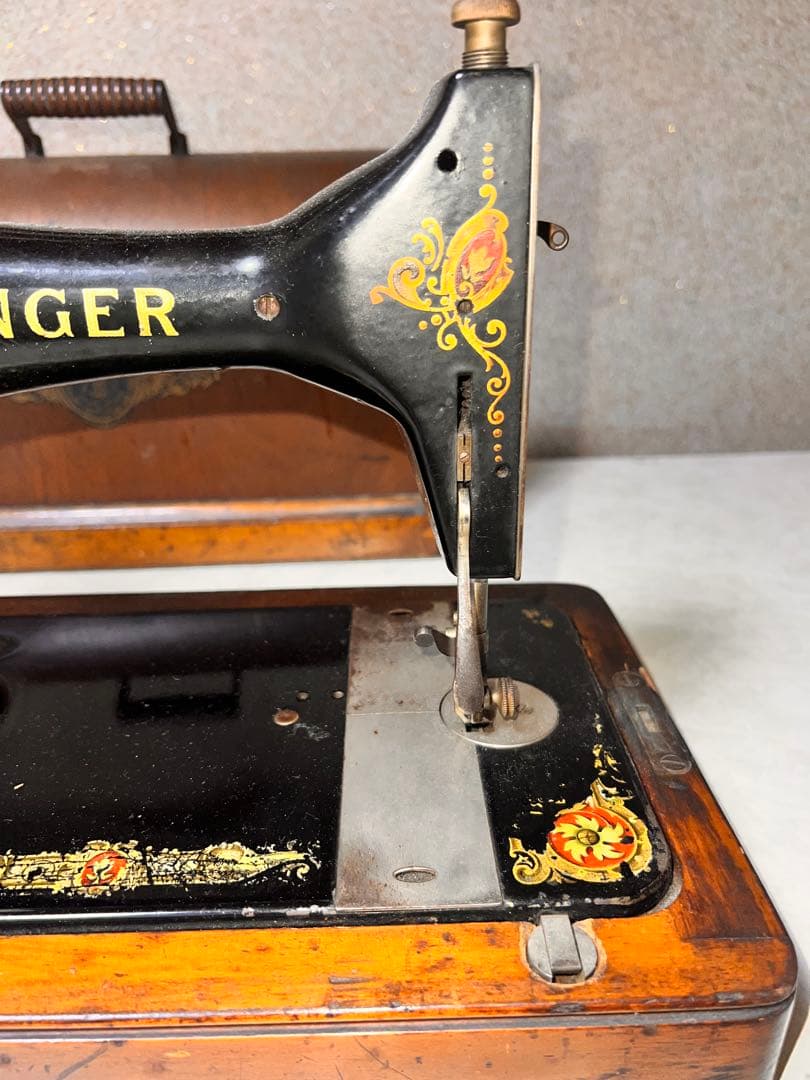 166 USAアンティーク 1916年　SINGERシンガーミシン　手回しミシン