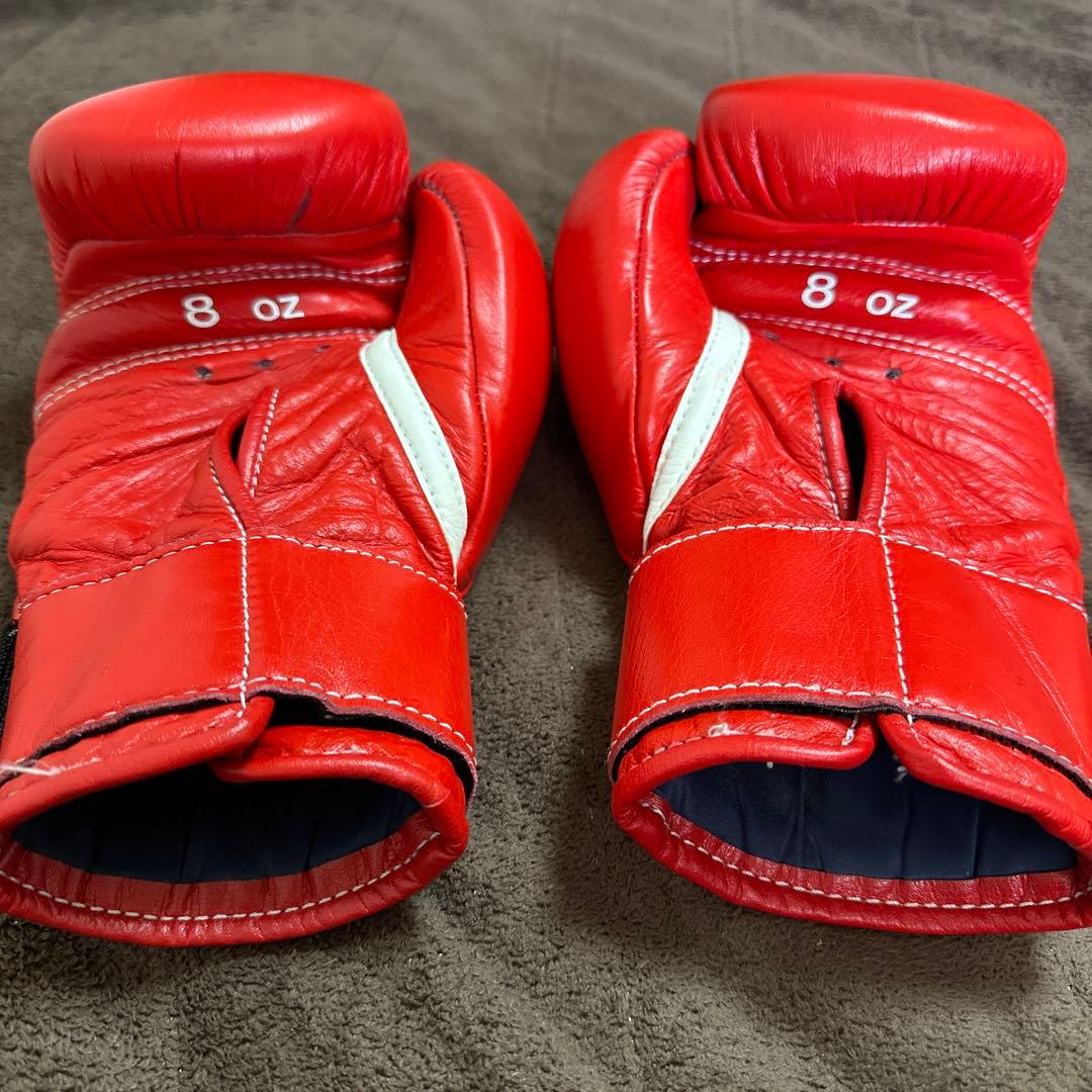 Winning ボクシンググローブ 8oz マジックテープ　赤