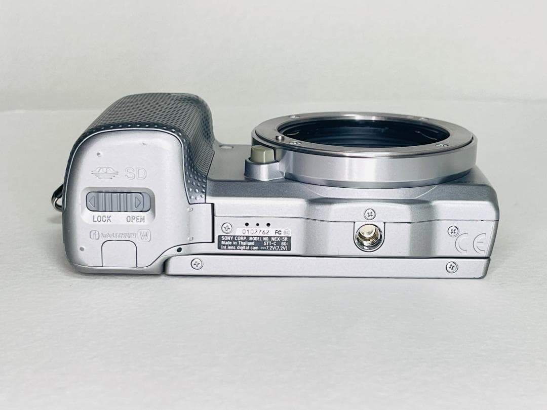 SONY α NEX-5R ソニー シルバー ボディ ミラーレスカメラ 付属品多