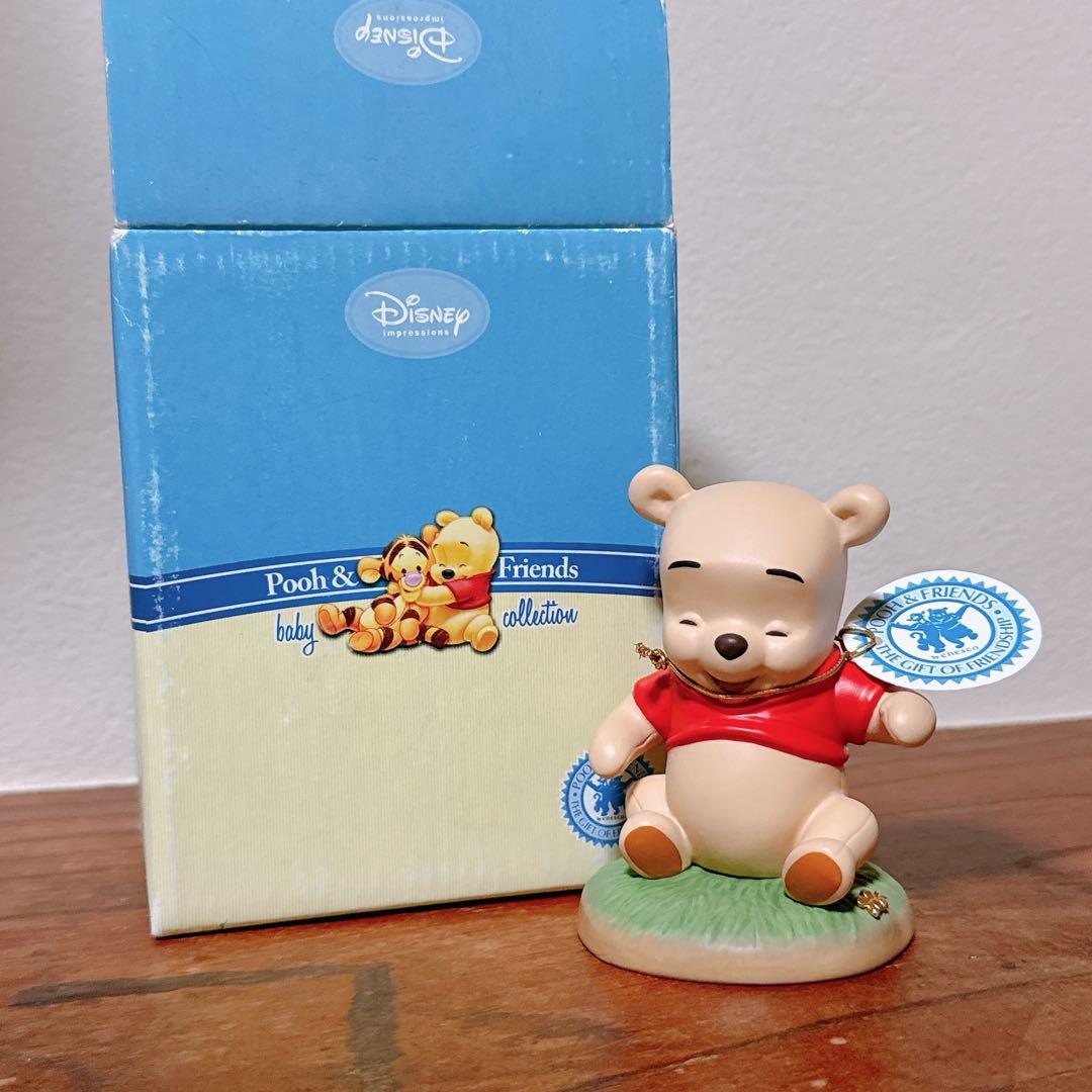 ディズニー ベビー　プーさん　置物　陶器　フィギュア