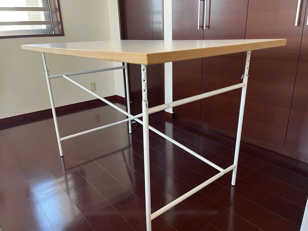 アイアーマンテーブル RICHARD LAMPERT WT 80 x 140