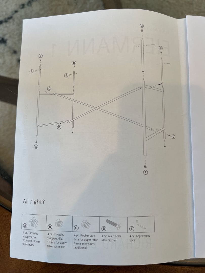 アイアーマンテーブル RICHARD LAMPERT WT 80 x 140