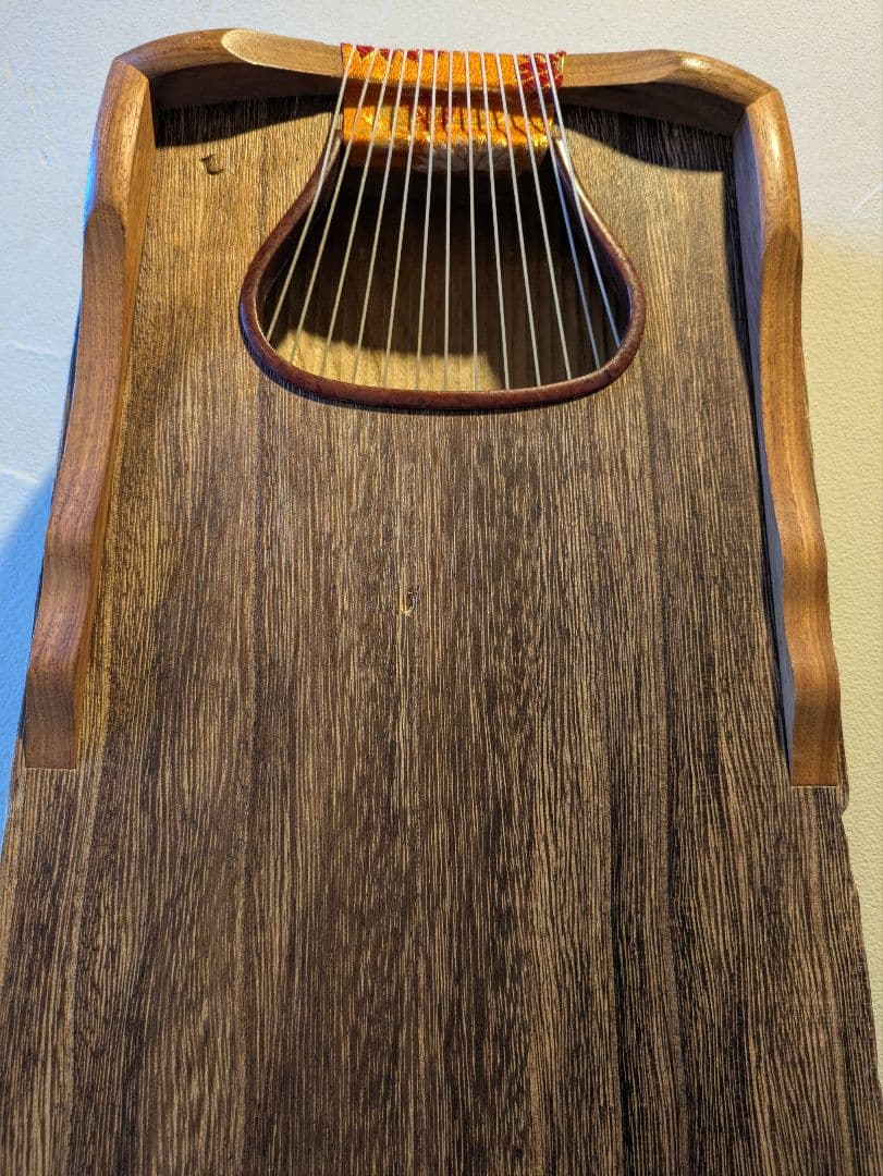 琴　和楽器　弦楽器 13弦　すだれ彫り　口絵　美木目