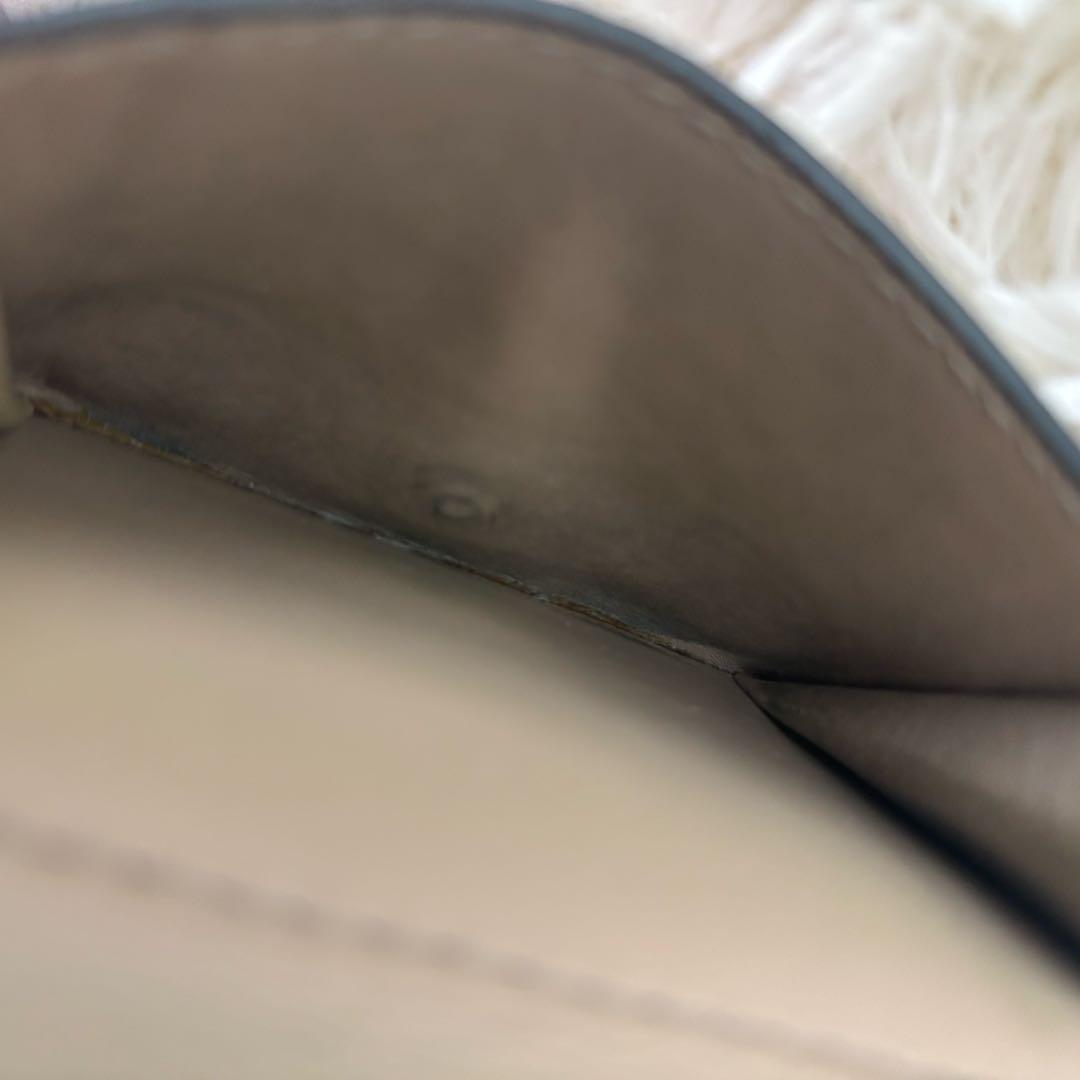 人気カラー✨LOEWE アナグラム トライフォールド ウォレット 三つ折り財布