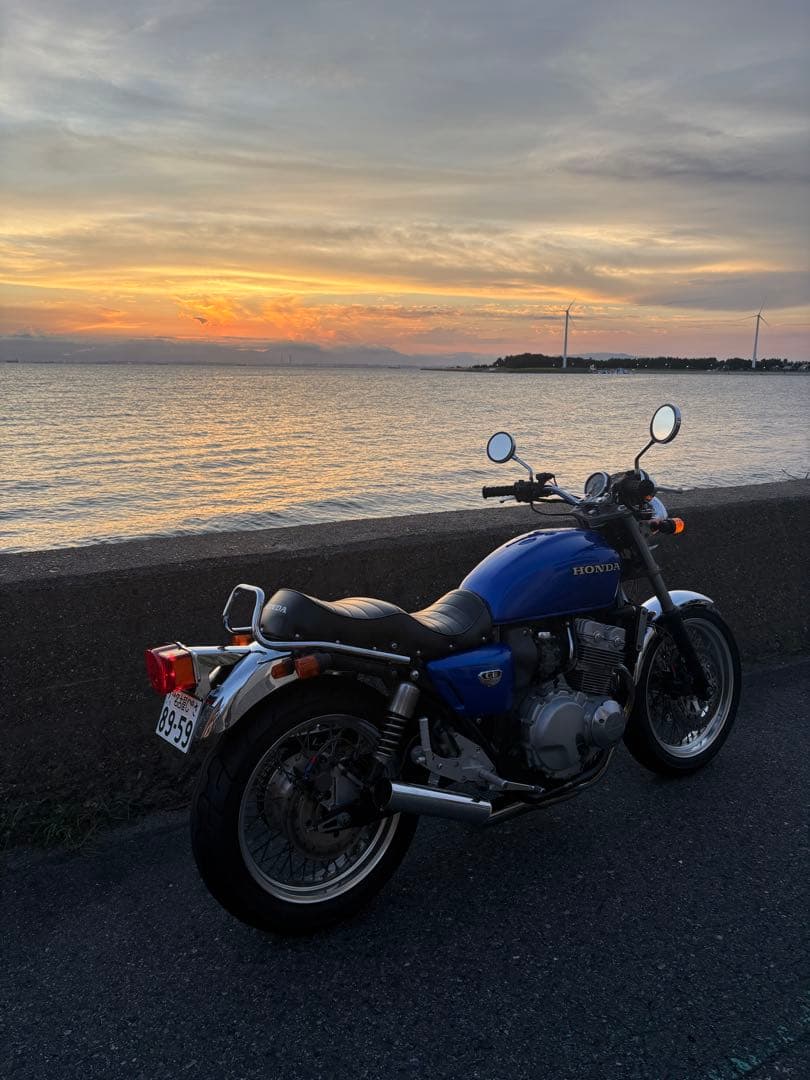 nc36 タンク サイドカバー CB400FOUR