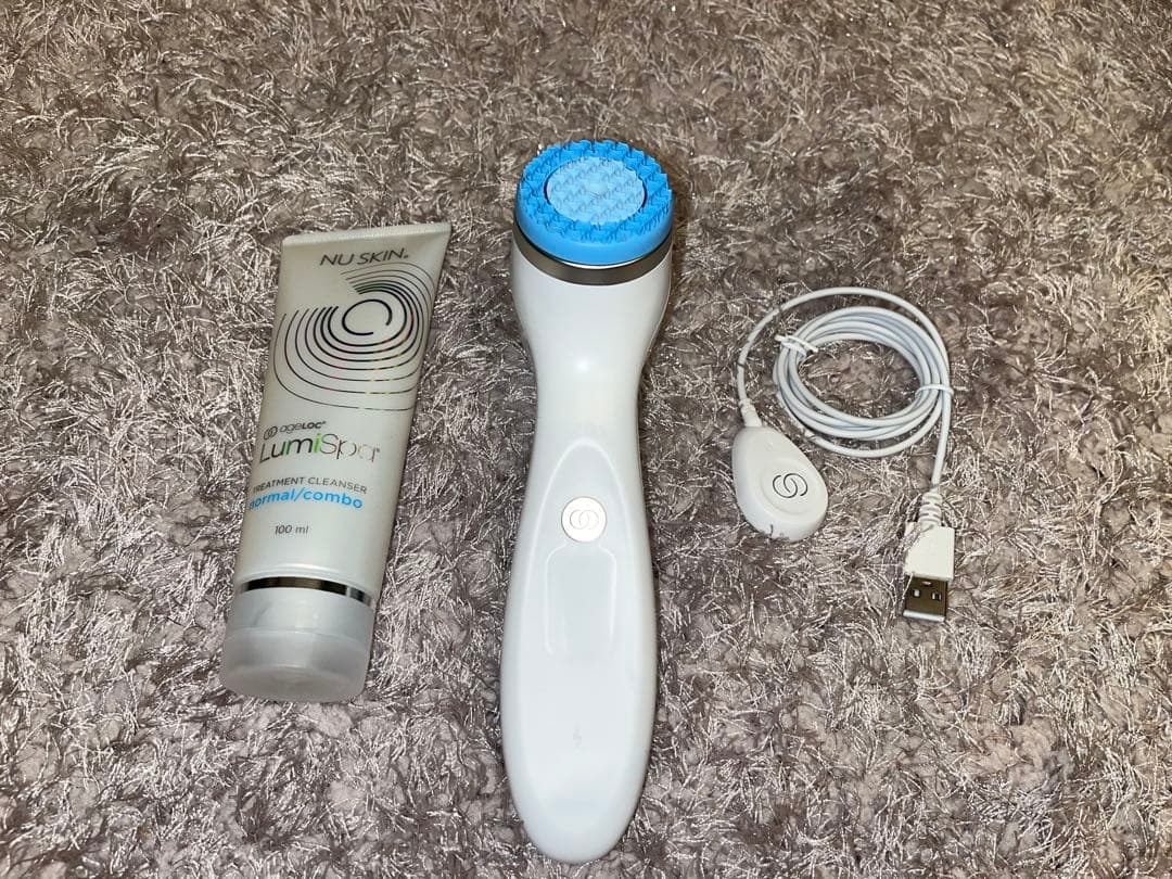 Nu Skin Lumispaルミスパ洗顔器