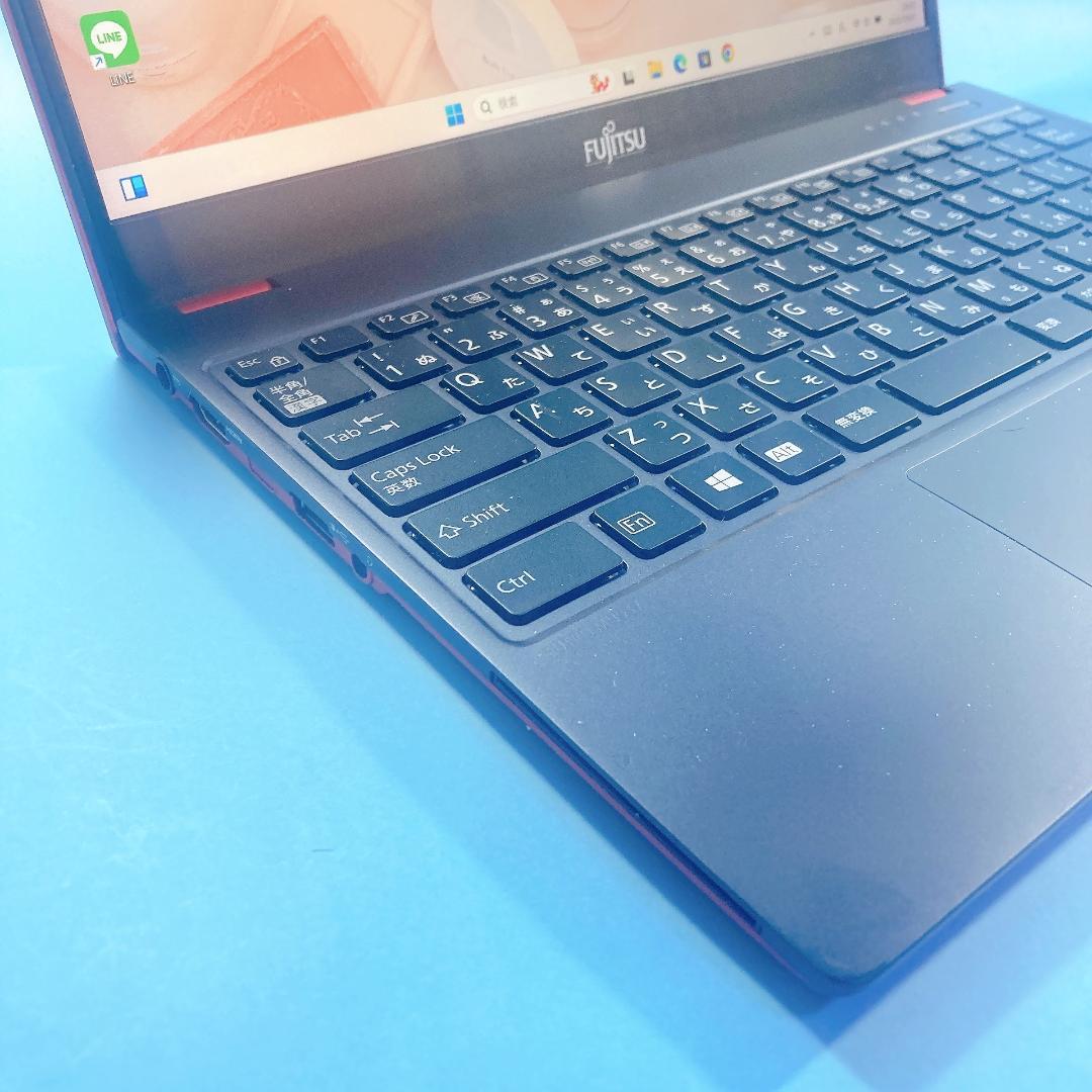 w80✨薄型軽量 /赤/爆速 SSD新品 /Win11✨すぐ使えるノートパソコン