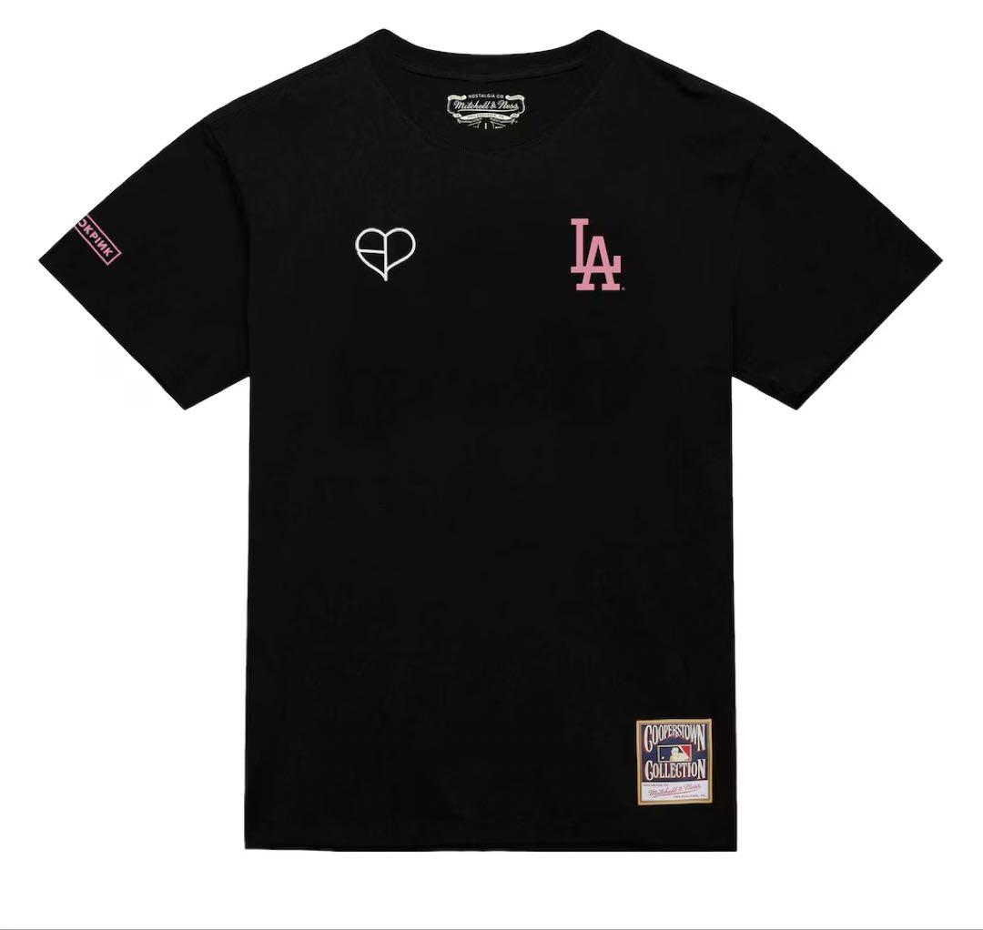 BLACKPINK × Mitchell & Ness × ドジャース　Tシャツ