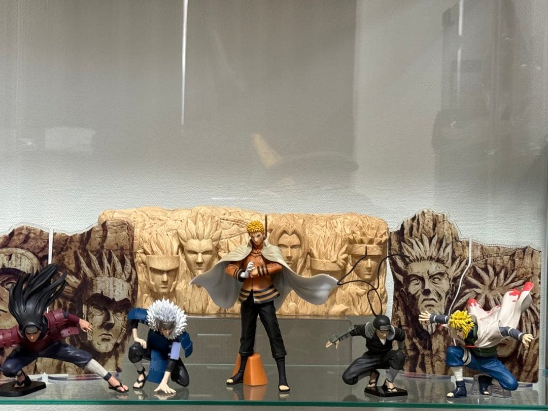 BORUTO 一番くじ　A賞　ナルト＋火影4体+背景＋火影岩2種