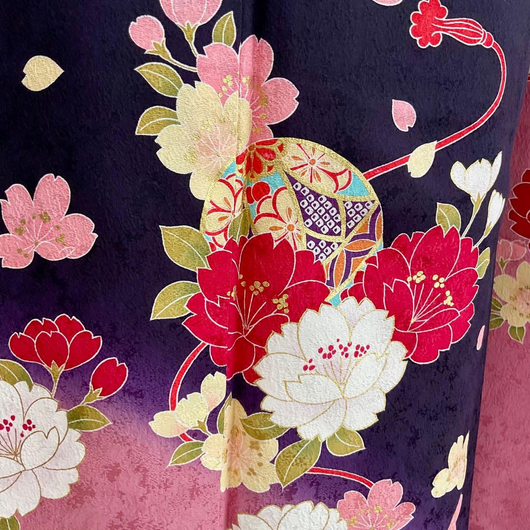 振袖　紫系　濃紫　鞠　桜　組みひも　金彩　正絹
