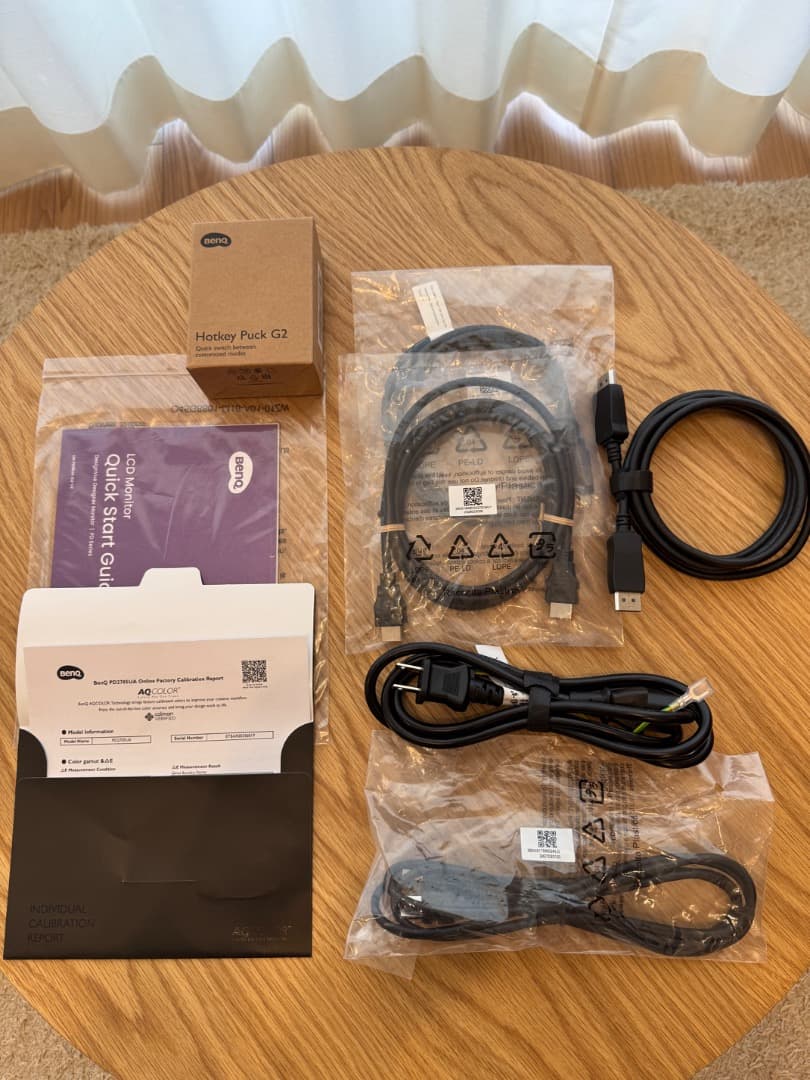 BenQ PD2705UA モニターアーム付属4Kモニター