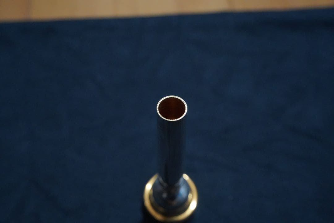 バック　トランペットマウスピース3Cリムインナーゴールド