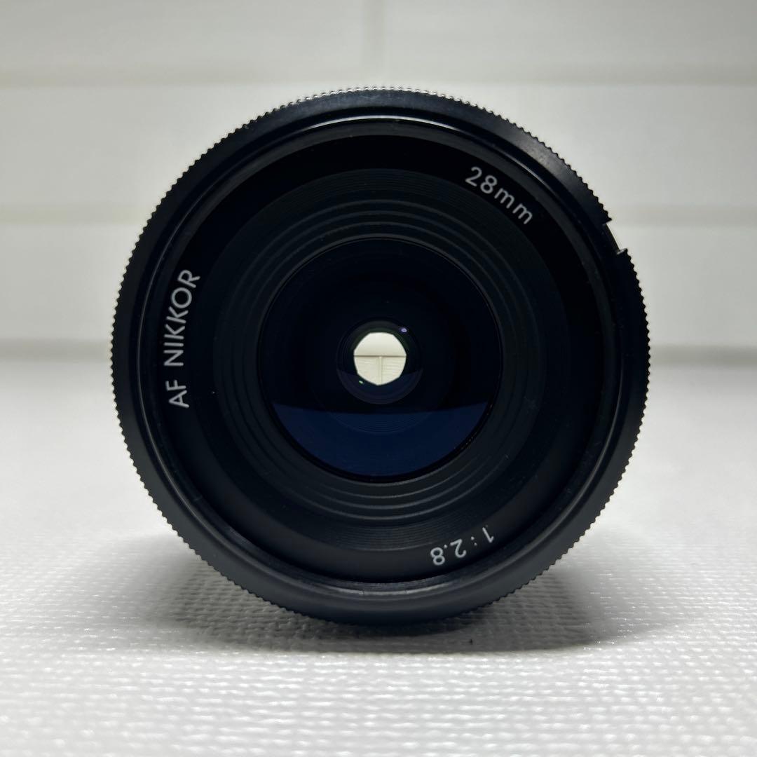 Nikon AF Nikkor 28mm F2.8 レンズ