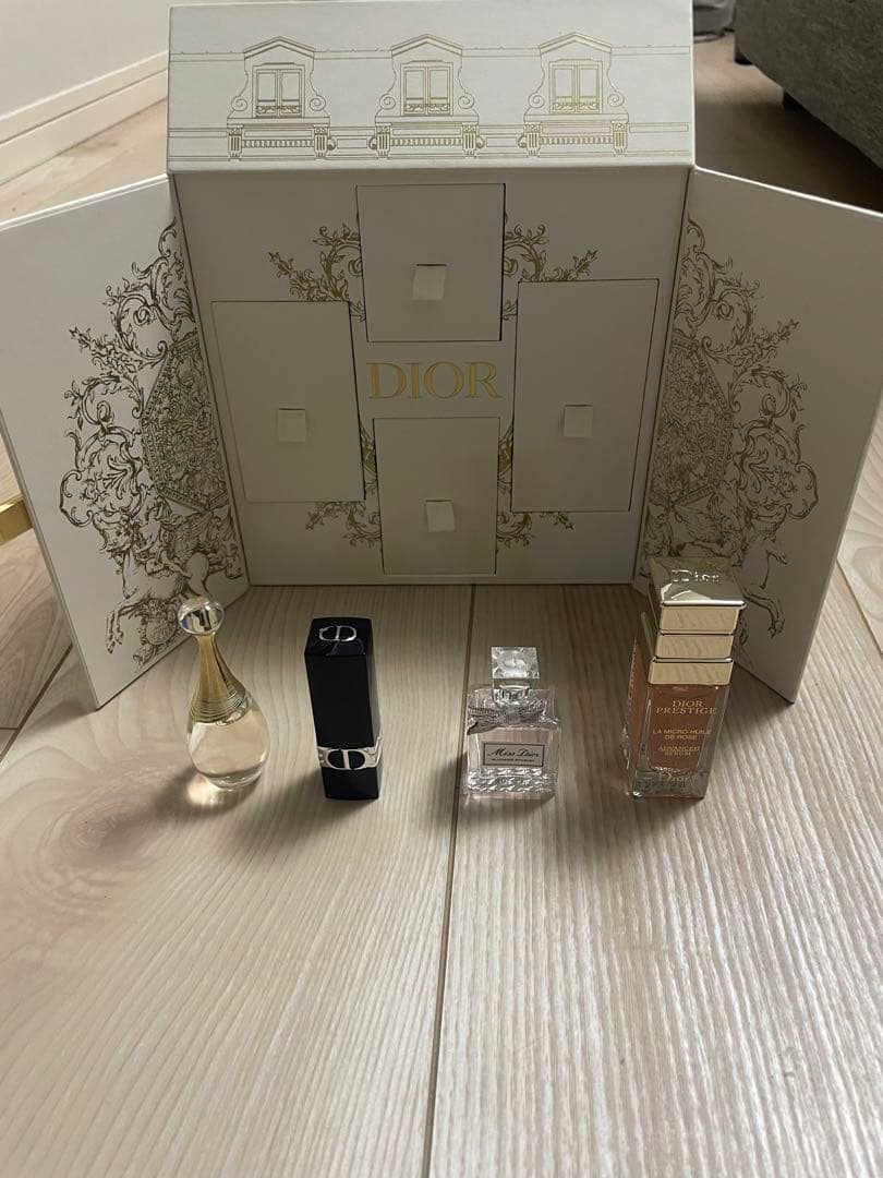 DIOR LE MINI 30 MONTAIGNE ギフトボックス