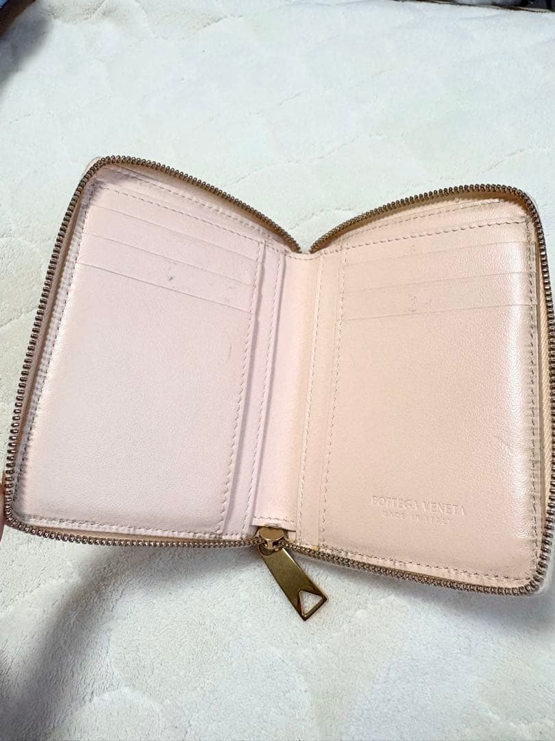 Bottega Veneta 二つ折り財布 ピンク 保存袋付き