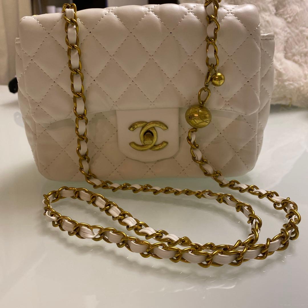 CHANEL ショルダーバッグ ホワイト　ノベルティ