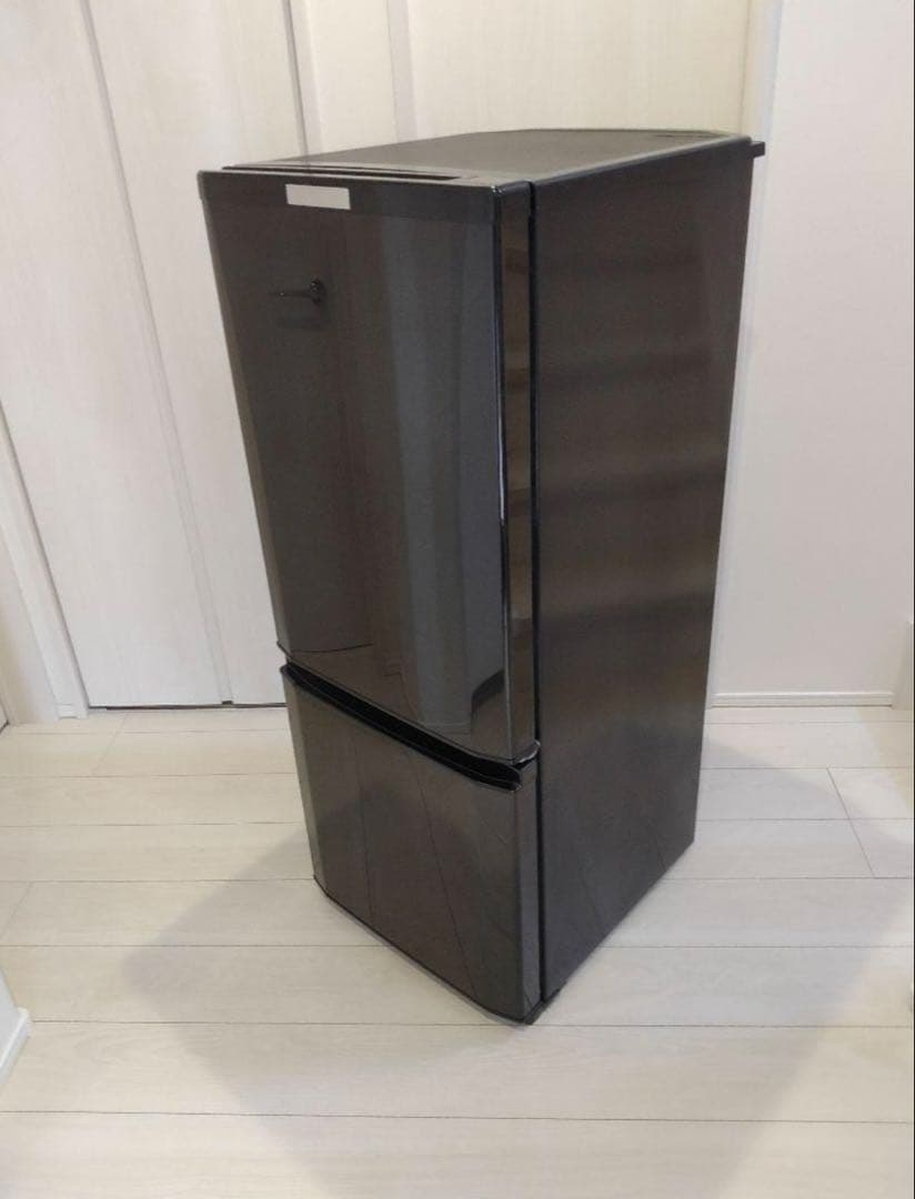 2020年製　MITSUBISHI 2ドア冷凍冷蔵庫 MR-P15E-B1