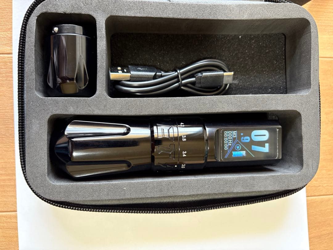 ワイヤレスタトゥーマシン　Wireless　tattoo machine