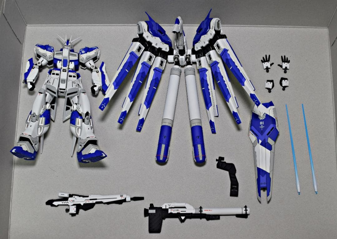 塗装済み完成品 RGハイニューガンダム