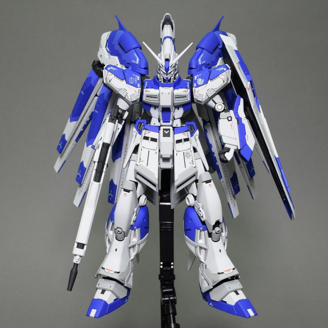 塗装済み完成品 RGハイニューガンダム