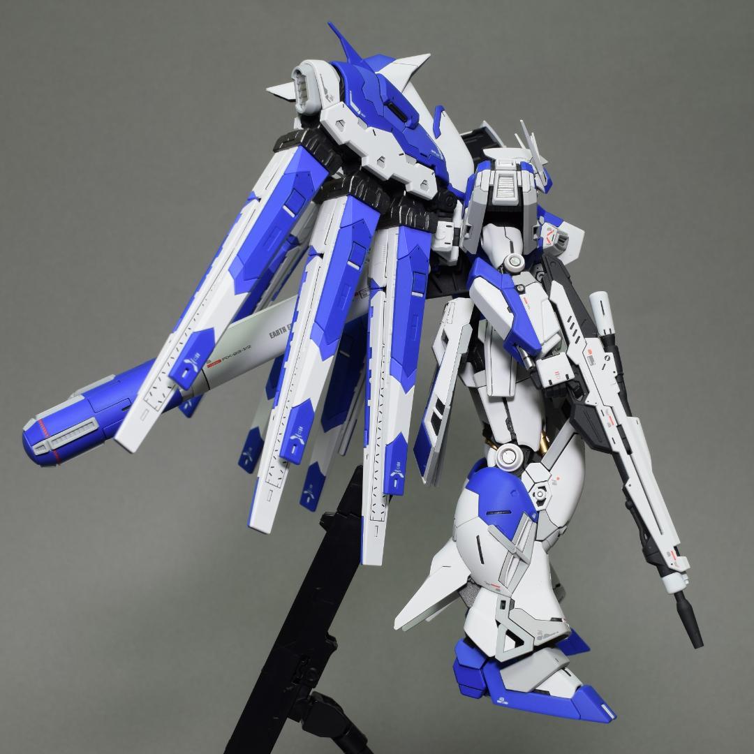 塗装済み完成品 RGハイニューガンダム